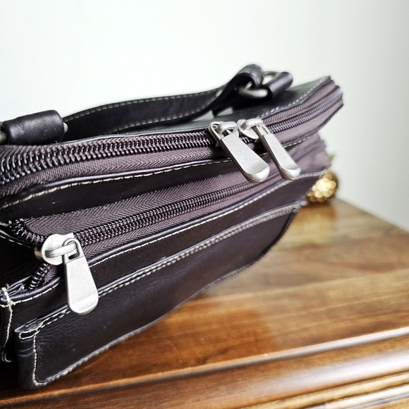 Le Donne Genuine Leather Collection Structured Organizer Shoulder Crossbody Bag - Picture 14 of 16